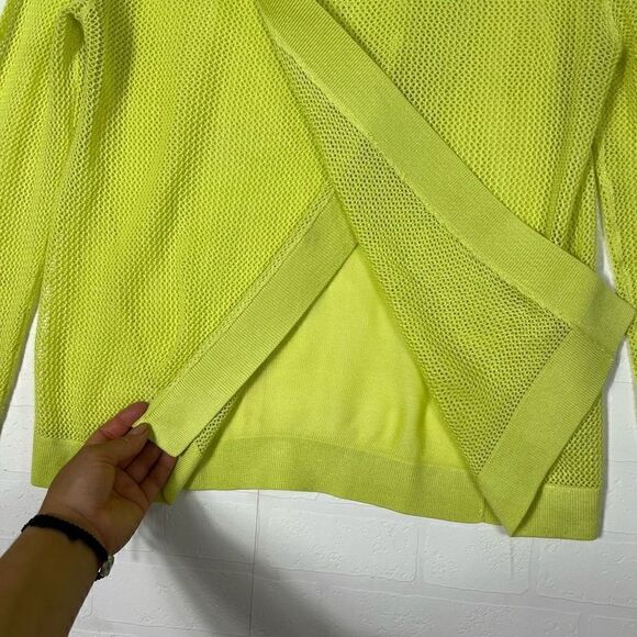 Cabi Womens Yellow Split Back Pullover Long Sleeve Mesh Sweater Size M - Picture 11 of 12